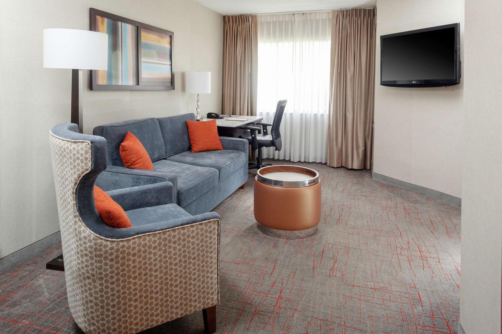 Doubletree Suites By Hilton Dayton/Miamisburg Kültér fotó
