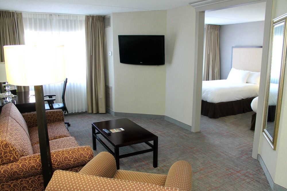 Doubletree Suites By Hilton Dayton/Miamisburg Kültér fotó